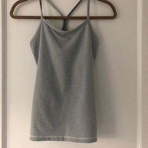 Lululemon power Y tank Size 4